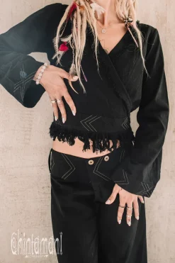 Atua Print Wrap Top / Black