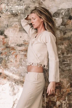 Atua Print Wrap Top / Off White