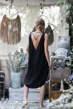 Backless Tunic Dress / Black