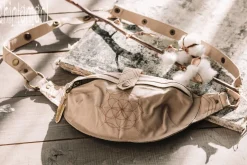 Banana Waist Bag / Beige
