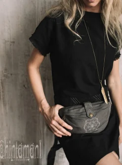 Banana Waist Bag / Dark Grey