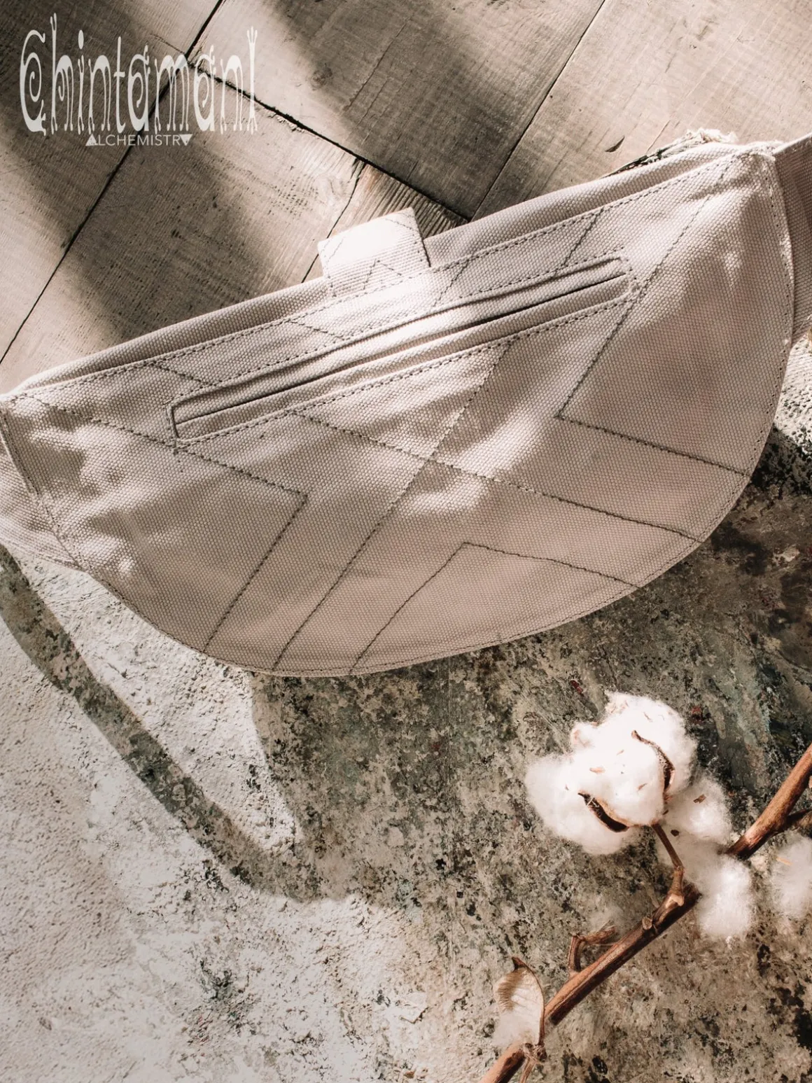 Banana Waist Bag / Light Grey