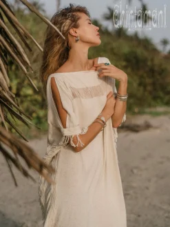 Beach Poncho Dress / Off White