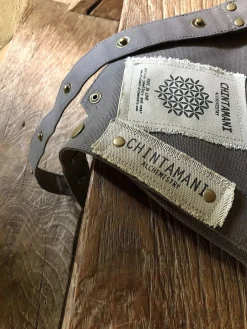 Flower Waist Bag / Grey