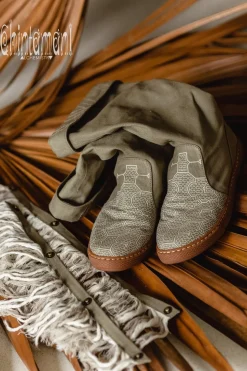 Fringy Tribal Boots / Army Green