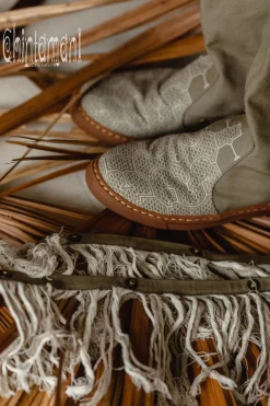 Fringy Tribal Boots / Army Green