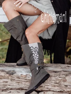 High Flower Boots / Grey