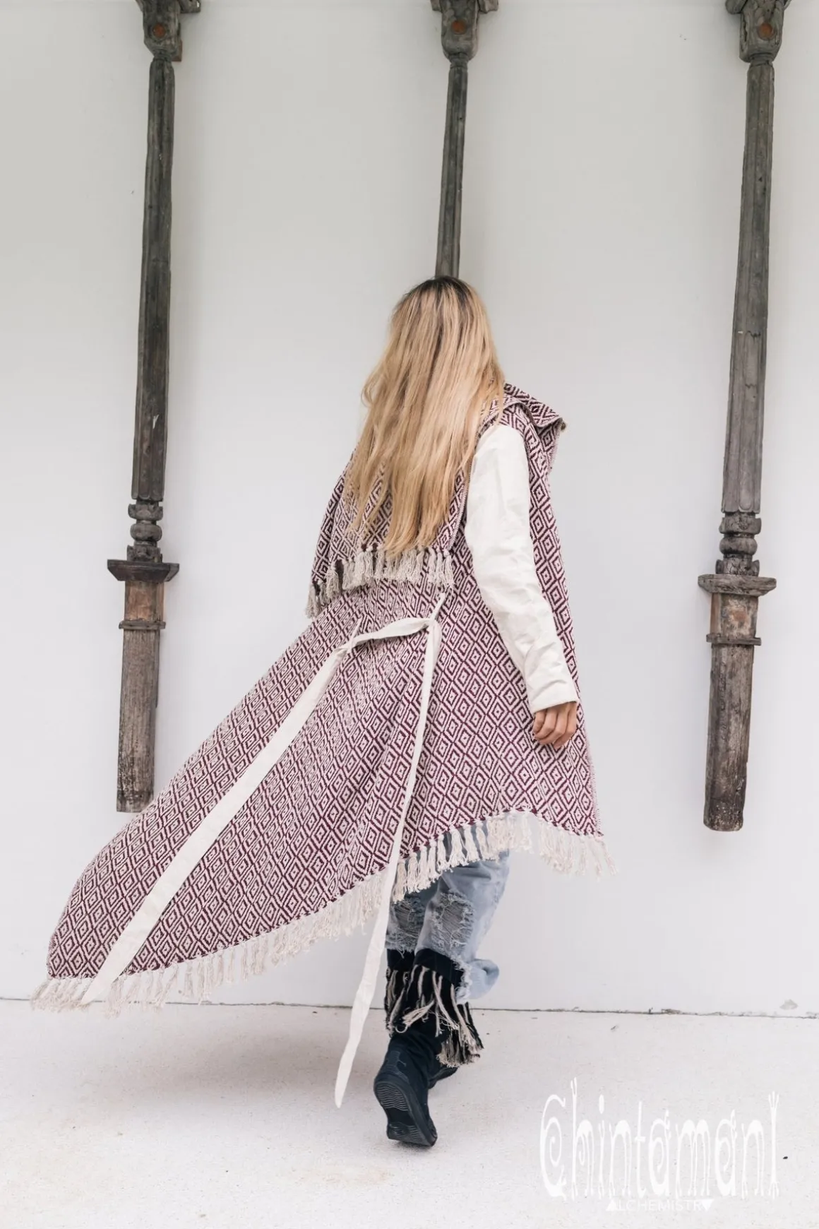 Jacquard Cotton Coat / Red & White