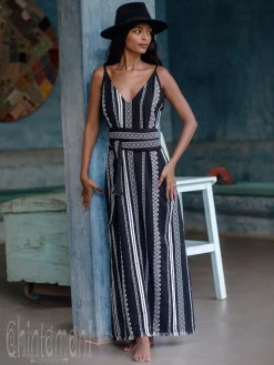 Jacquard Maxi Dress / Black & White
