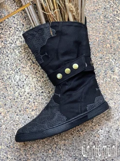 Medium Tribal Boots / Black