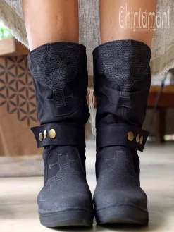 Medium Tribal Boots / Black
