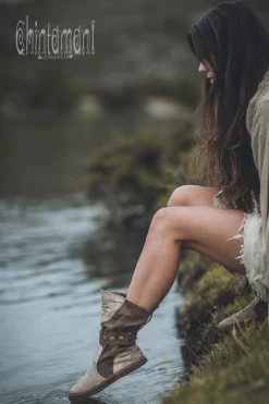 Medium Tribal Boots / Brown