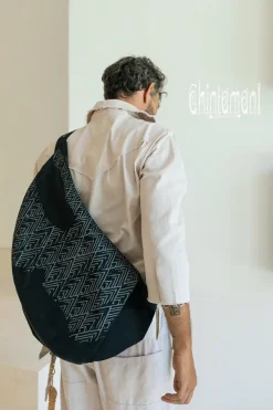 Men Crossbody Bag / Black