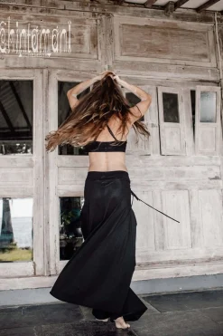 Pants with Skirt / Black