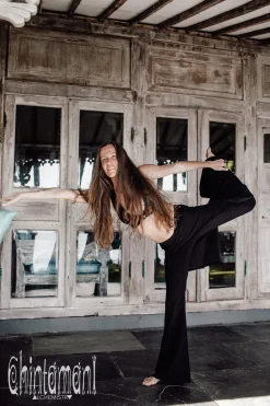 Pants with Skirt / Black