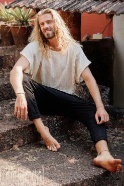 Ripped T-shirt / Off White