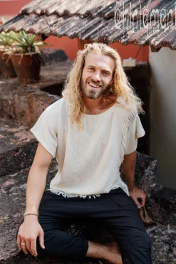 Ripped T-shirt / Off White