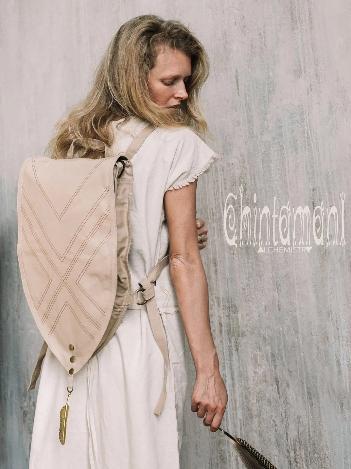 Shield Backpack / Beige