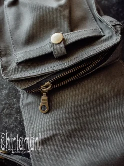 Transformer Waist Bag / Dark Grey